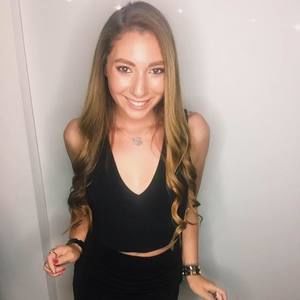 Meet your Posher, Samantha